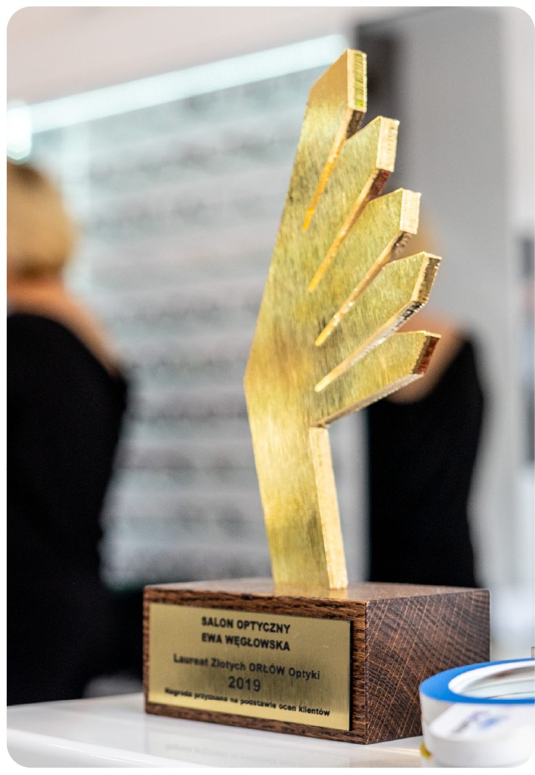 salon-optyczny-w-elku-ewa-weglowska-nagroda-ofirmie